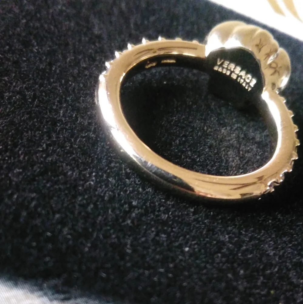 Stunning Versace Ring (Light Gold/Crystal) - Picture 8 of 13